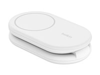 Belkin BoostCharge - Trådløst ladestativ - magnetisk, sammenleggbar, med Qi2 + AC-strømadapter - 15 watt - 3 A - Fast Charge, Power Delivery 3.1 - hvit WIB007VFWH