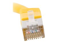 C2G Cat5e Booted Shielded (STP) Network Patch Cable - Koblingskabel - RJ-45 (hann) til RJ-45 (hann) - 10 m - STP - CAT 5e - formstøpt - gul 83821