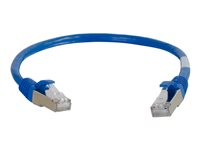 C2G Cat5e Booted Shielded (STP) Network Patch Cable - Koblingskabel - RJ-45 (hann) til RJ-45 (hann) - 5 m - STP - CAT 5e - formstøpt - blå 83774