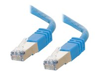 C2G Cat5e Booted Shielded (STP) Network Patch Cable - Koblingskabel - RJ-45 (hann) til RJ-45 (hann) - 4 m - STP - CAT 5e - formstøpt - blå 83773